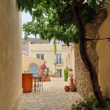 El Jardin Secreto Apartment Oria Exterior photo